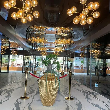 Stefan Mamaia Apartment *