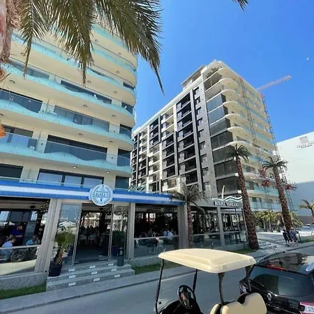 Stefan Mamaia Apartment *